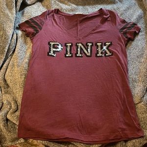 Ladies VS v-neck t shirt